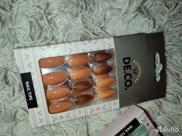 Накладные ногти с клеевыми подушечками