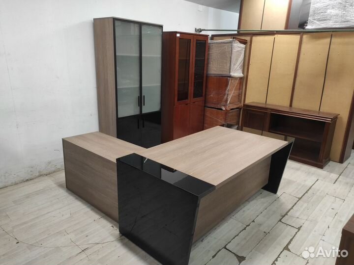 Кабинет руководителя (3 предмета) asti б/у 01144