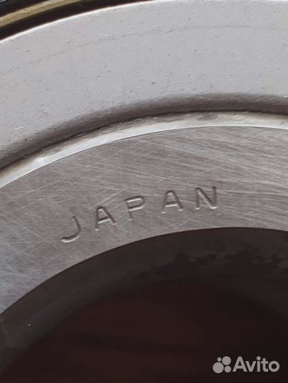 Ступица с подшипником koyo dacf 1018L