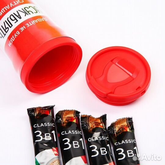 Термостакан с кофе