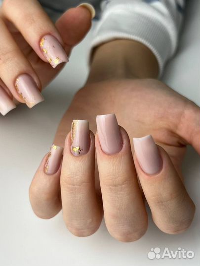 Маникюр ЖК Цветы, Luxio EMI milk