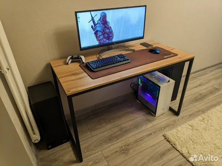 Компьютерный стол лофт