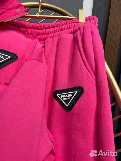 Спортивный костюм женский Prada, на флисе