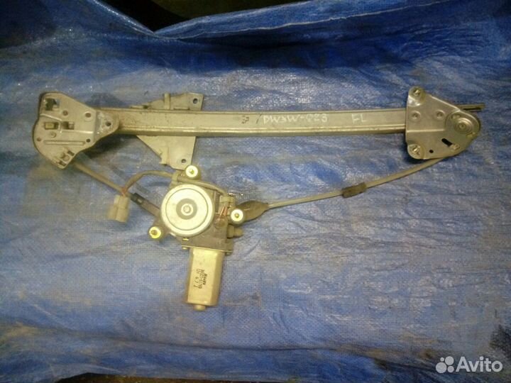 Стеклоподъёмник Mazda Demio DW3W