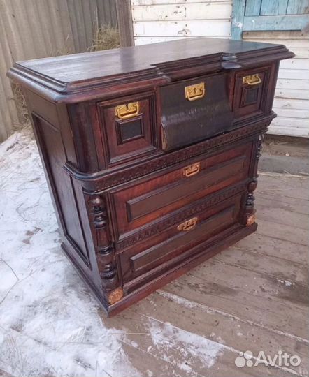 Комод старинный