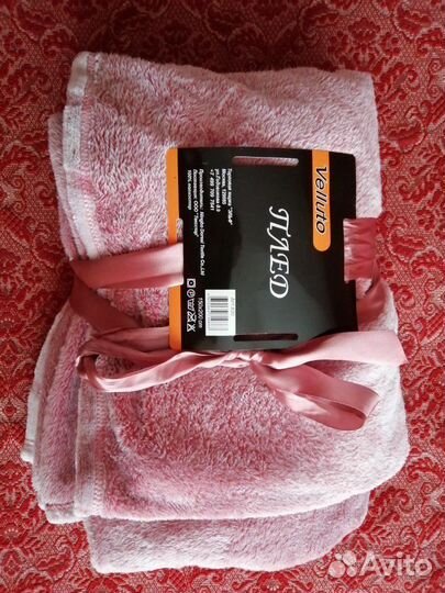 Продаётся плед