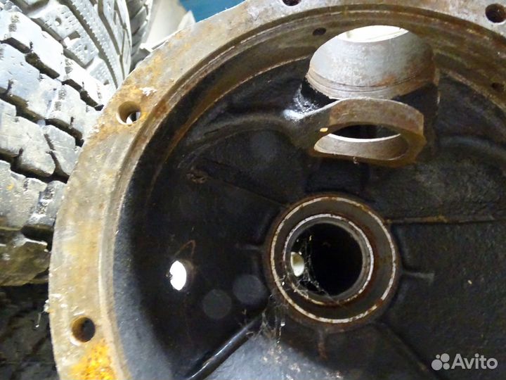 Картер переднего моста уаз469 левый длинный новый