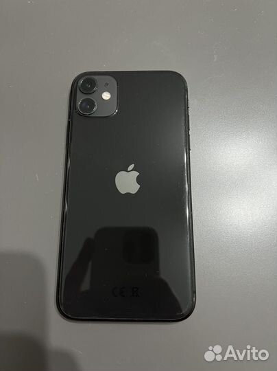 iPhone 11 в отличном состоянии