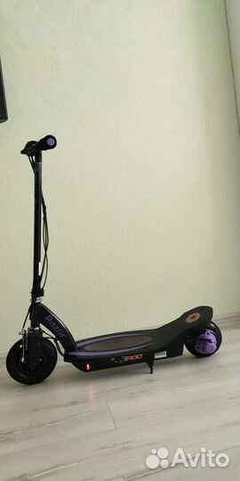 Электросамокат Razor power core E100