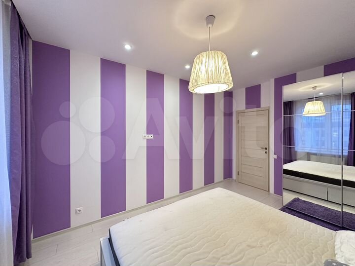 2-к. квартира, 61 м², 8/14 эт.