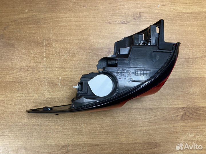 Фонарь задний правый Mazda CX-5 с 2017