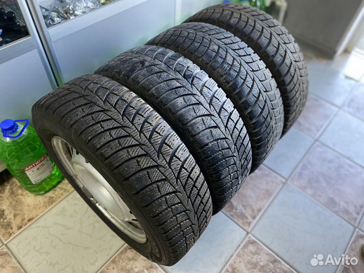 Laufenn I Fit Ice LW 71 185/65 R14 90T