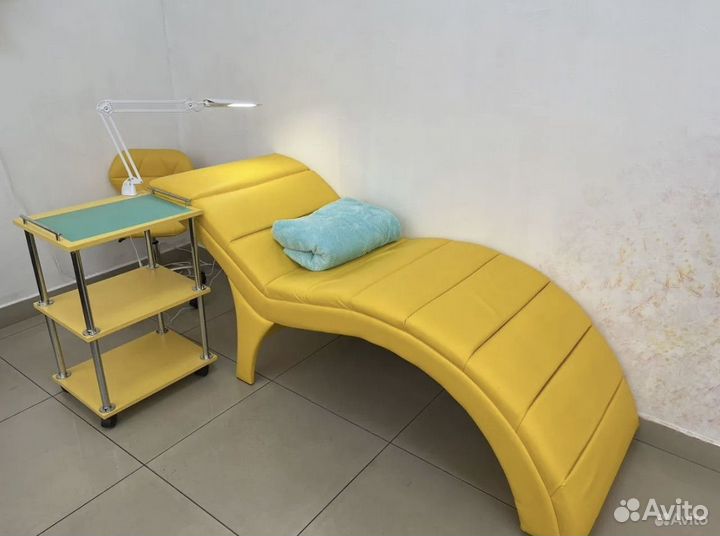 Кушетка для наращивания ресниц и стул