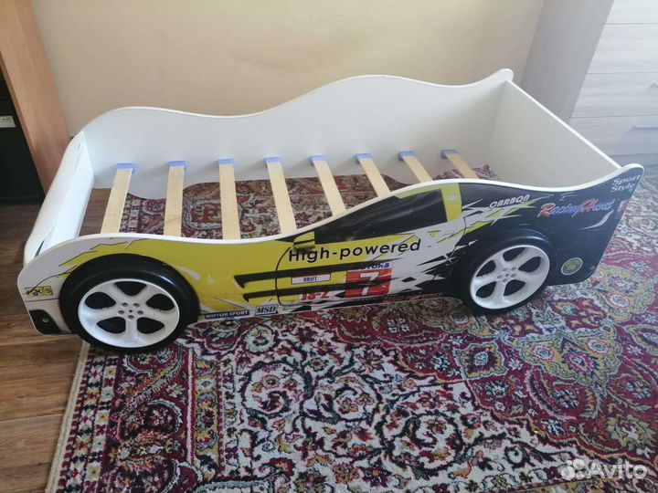 Детская кровать машинка с матрасом