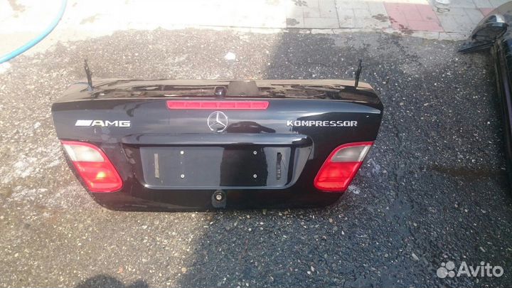 Запчасти на mercedes benz