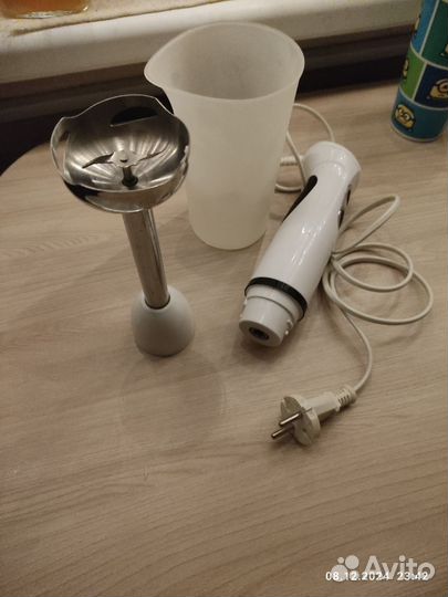 Блендер погружной со стаканом