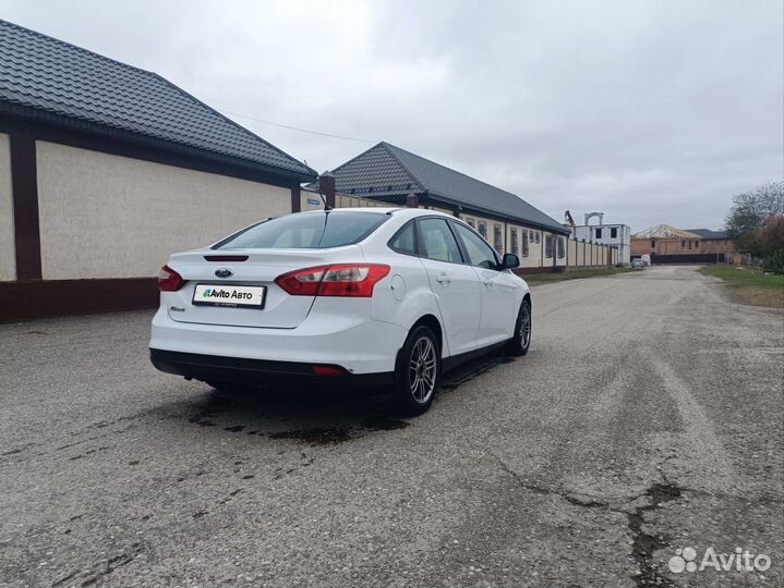 Ford Focus 1.6 МТ, 2012, 272 117 км