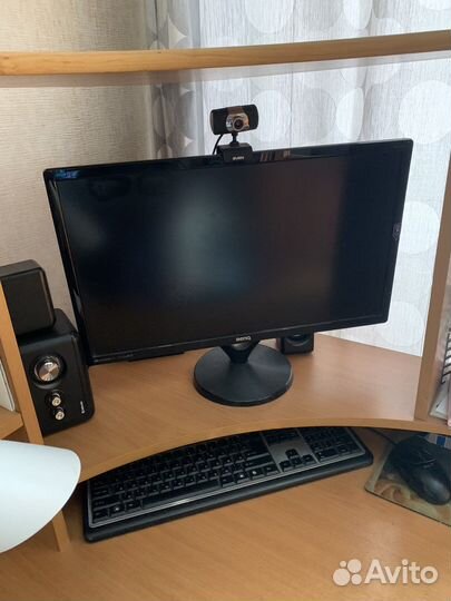 Стол компьютерный угловой