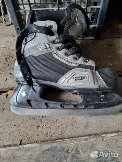 Коньки хоккейные