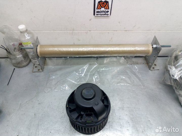 Моторчик отопителя Ford Focus 3 хетчбэк 1.6 105