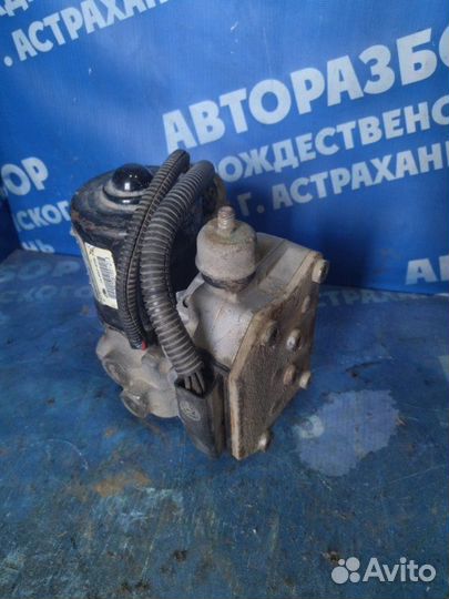 Блок abs Bmw E36 седан M43B18 1996