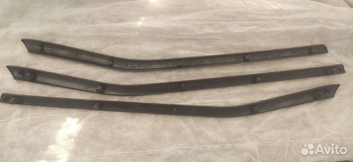 Молдинги дверных карт LADA Vesta