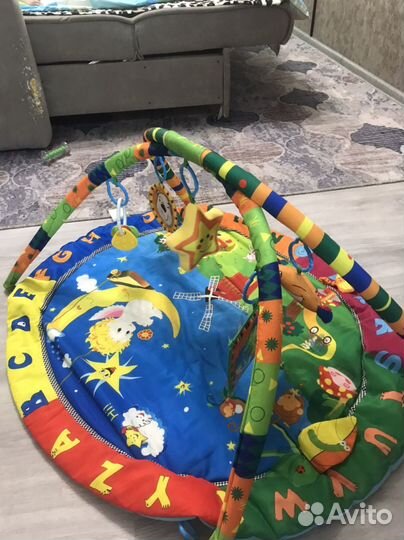 Развивающий коврик