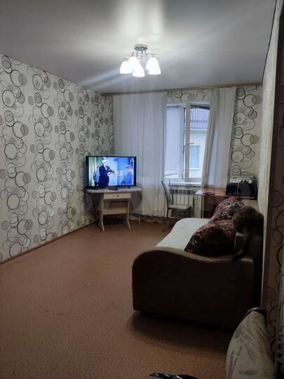 2-к. квартира, 45 м², 3/3 эт.