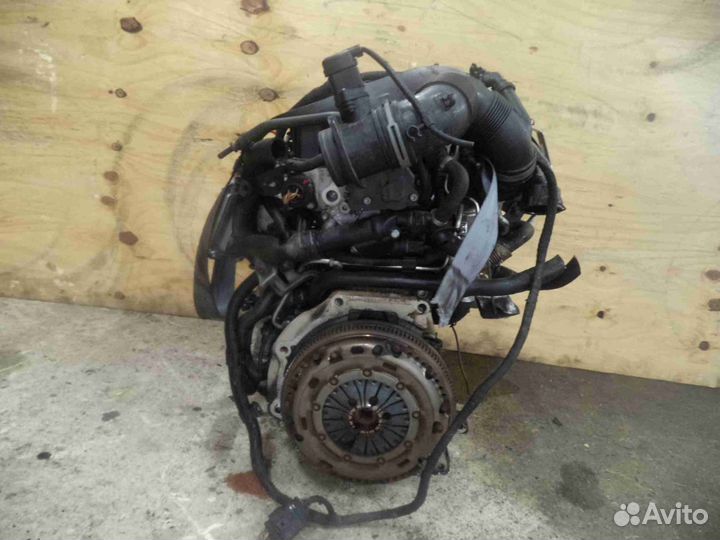 Двигатель Volkswagen Golf Touran Passat Jetta BLS