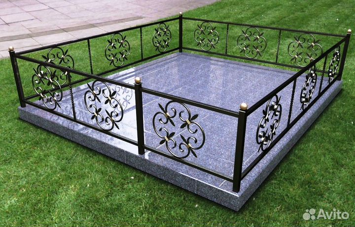 Ограды, скамейки, таблички