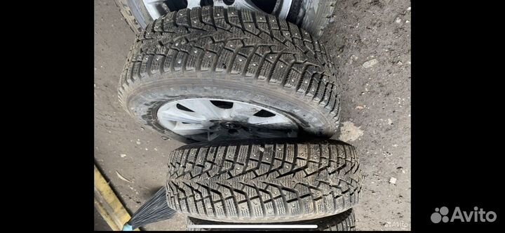 Maxxis ArcticTrekker NP3 205/65 R16