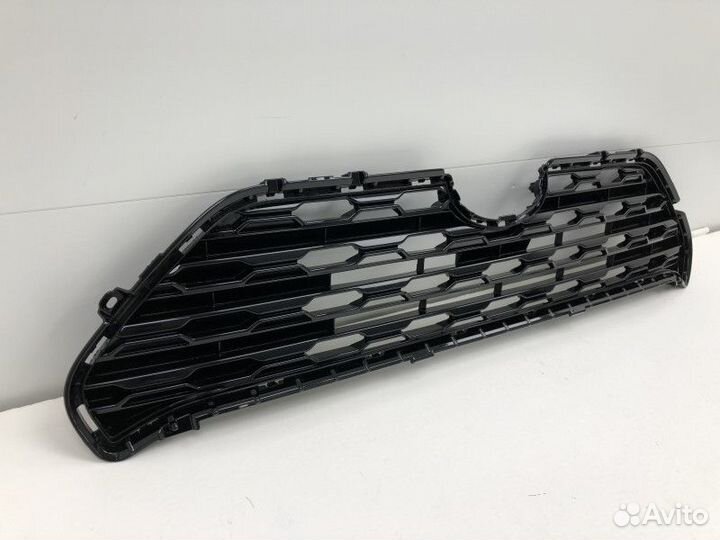 Решетка радиатора Toyota RAV4 5 (XA50)