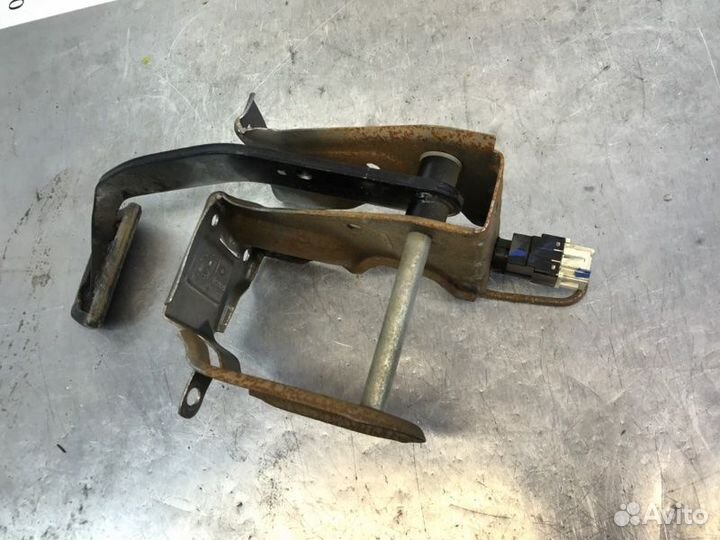 Педаль тормоза Nissan Almera G15 K4M 2012-2018