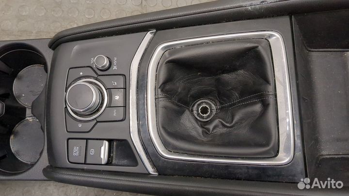 Консоль салона Mazda CX-5 2017, 2019