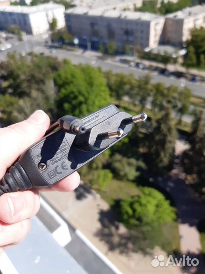 Зарядное устройство nokia толстая