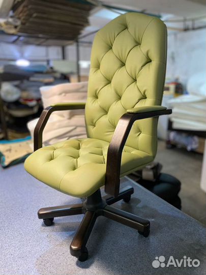 Кресло в кабинет