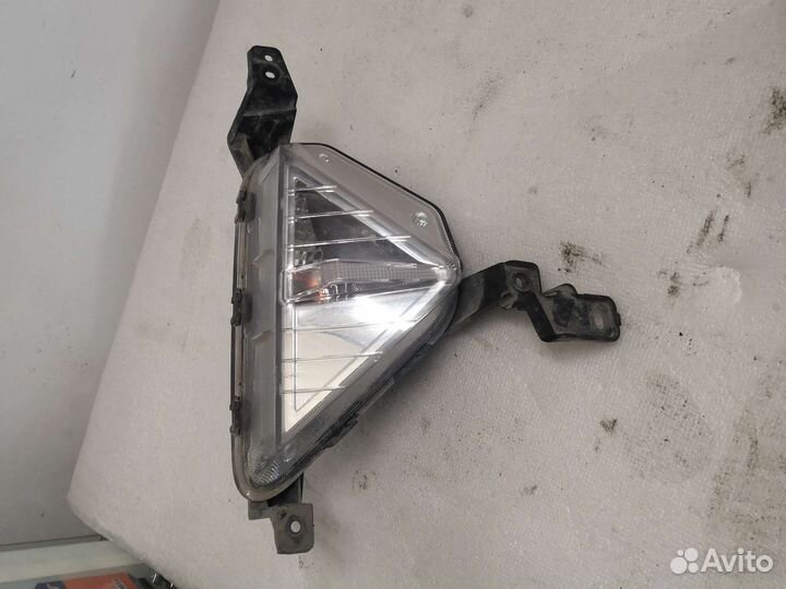 Поворотник Hyundai Elantra 6 AD