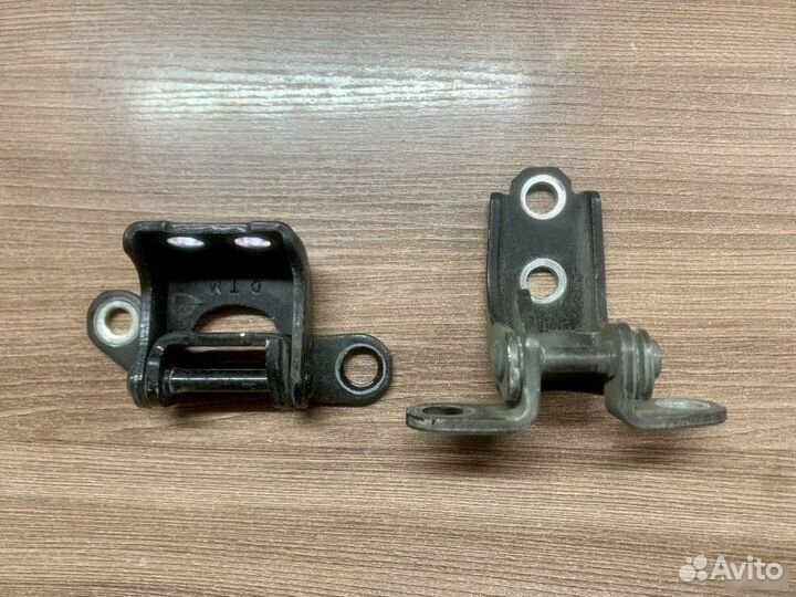 Петли дверей Honda Civic 9 FD 2006-2011