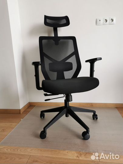 Компьютерное кресло