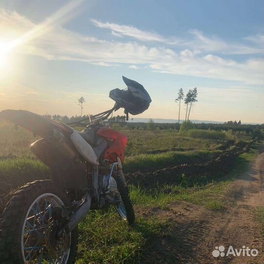Racer xzt 200