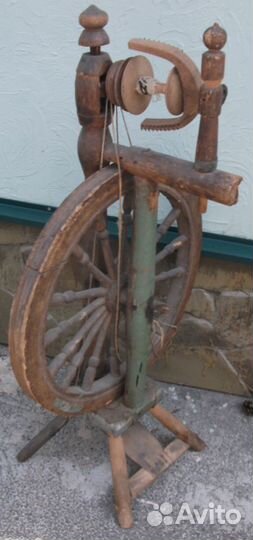 Прялка ручная с колесом