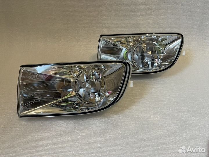 Противотуманка левая Skoda Octavia A5 Новая