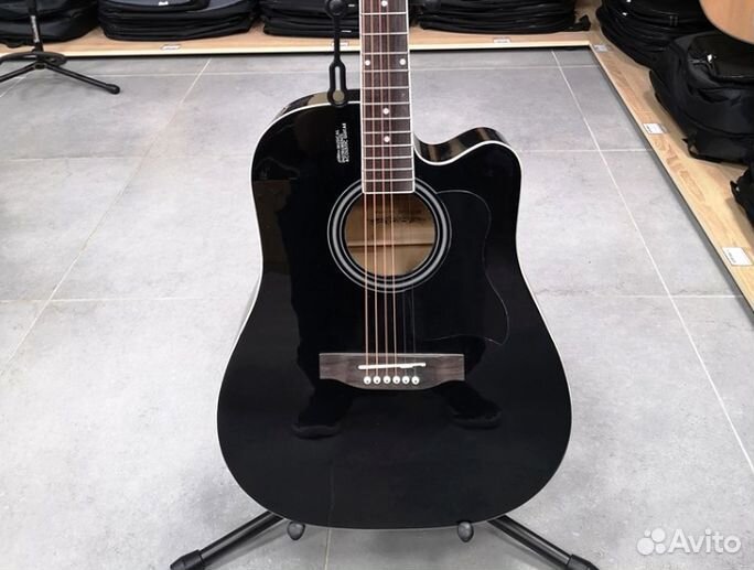 Акустическая гитара Элитаро