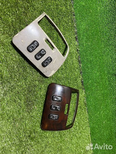 Кнопки задних стеклоподьемников Mercedes-Benz W215