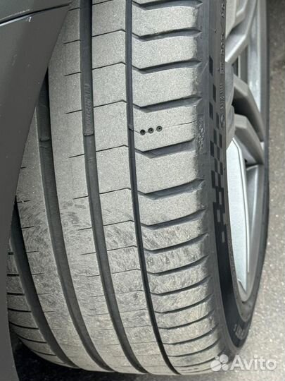 Michelin Pilot Sport 5 255/40 R19