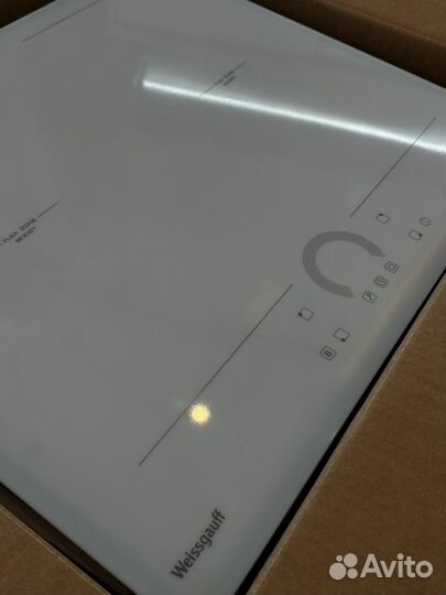 Индукционная варочная панель Weissgrauff белая