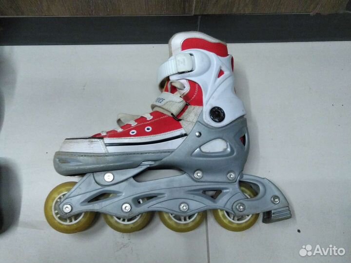 Роликовые коньки