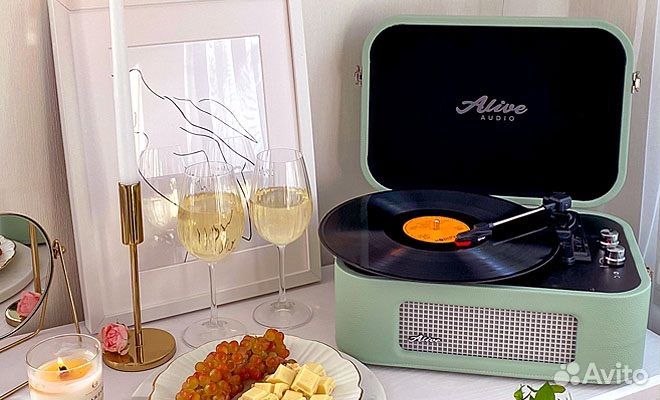 Alive виниловый проигрователь