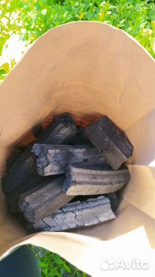 Древесно-угольные брикеты