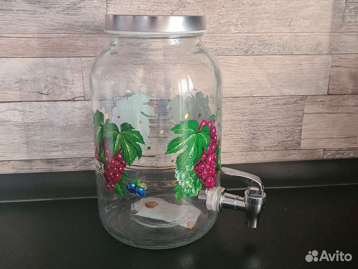 Банка с краником